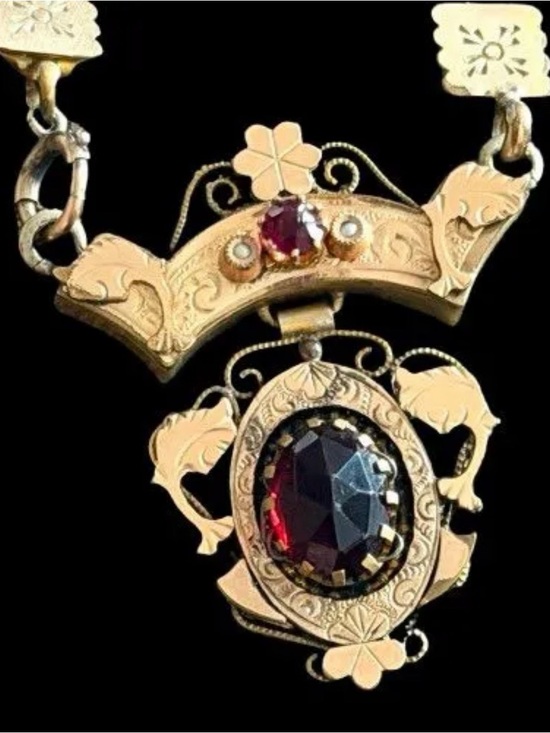 Antique Jewelry - MUSEUM PIECE Antique VICTORIAN GF BOOK CHAIN ornate GARNET necklace